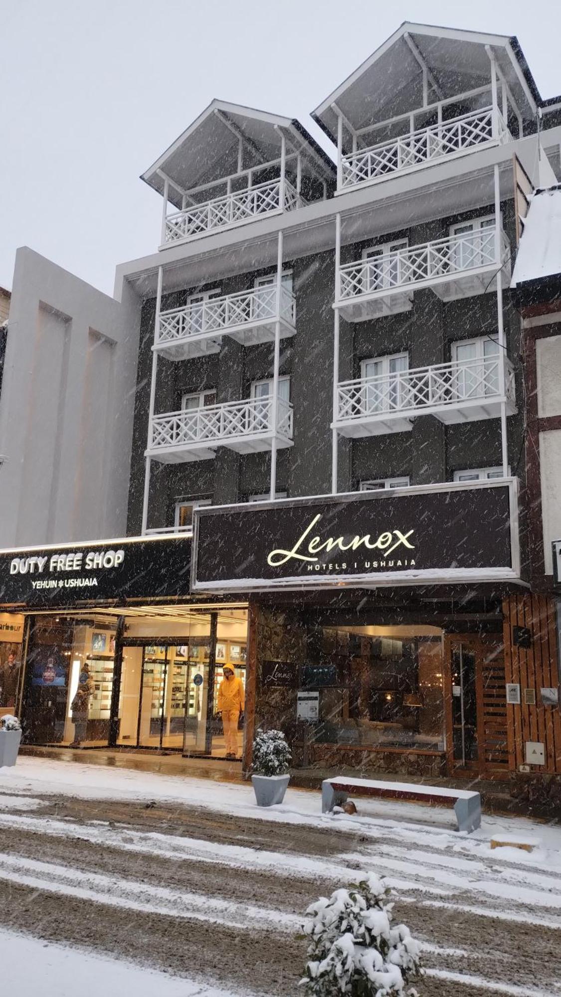 Lennox Ushuaia Hotel Bagian luar foto