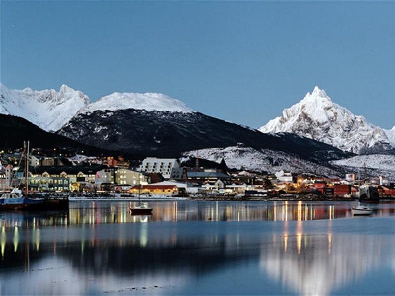 Lennox Ushuaia Hotel Bagian luar foto
